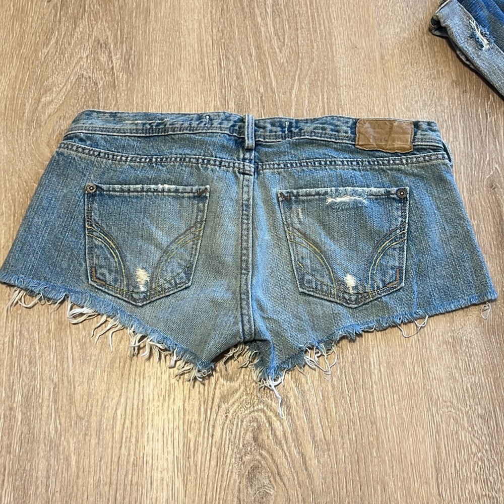 Hollister shorts and skirts - Picture 4 of 13